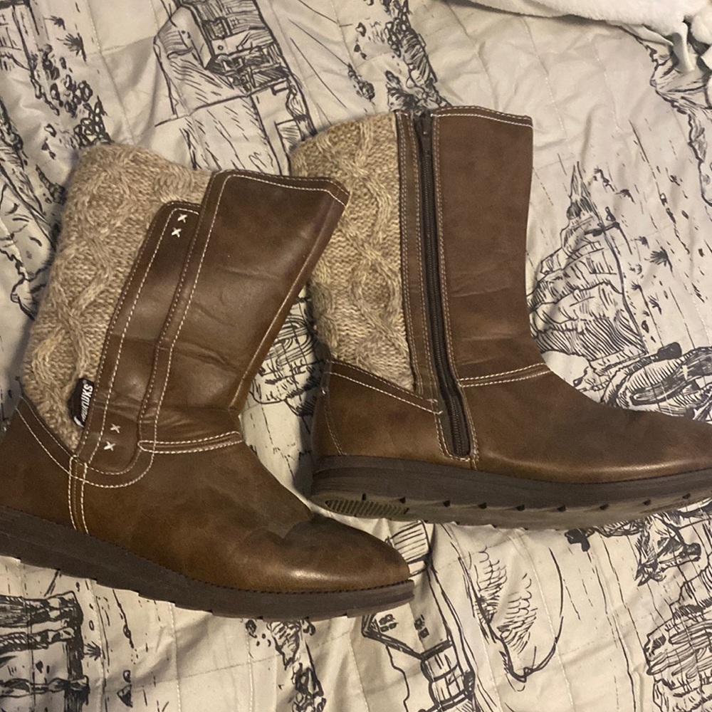 MUKWKS boots